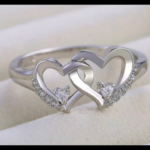 New! 925 Silver Double Hearts Ring! - Picture 9 of 10